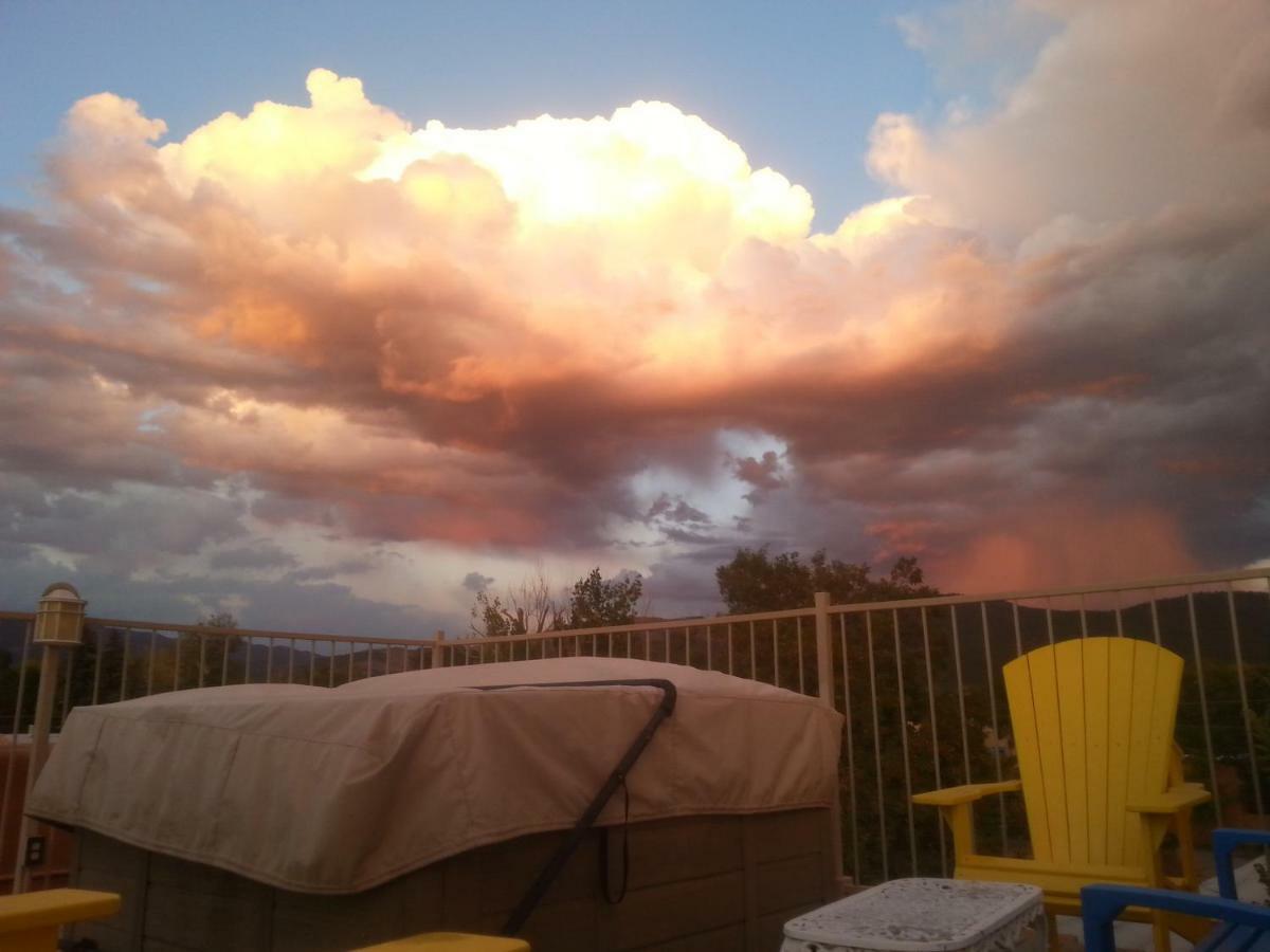 La Dona Luz Inn an Historic B&B Taos Esterno foto