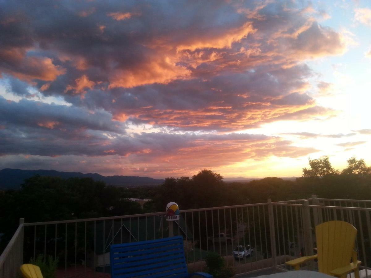 La Dona Luz Inn an Historic B&B Taos Esterno foto